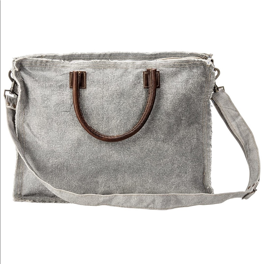 The barrel shack bag NWT